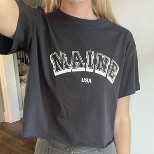 Cropped gray graphic tee from H&M!